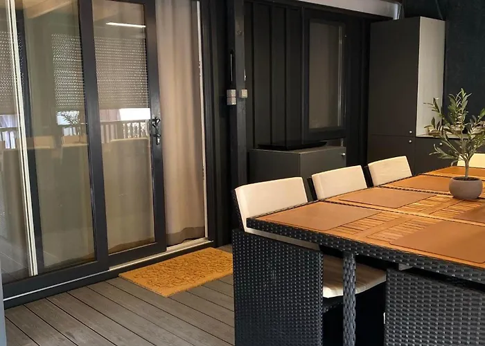 Mobilehome Tatil Evi Biograd Na Moru