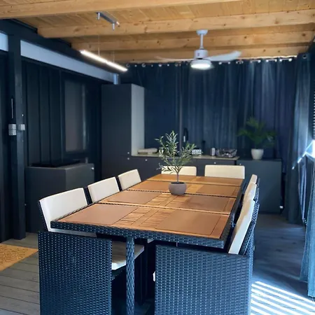 Mobilehome *